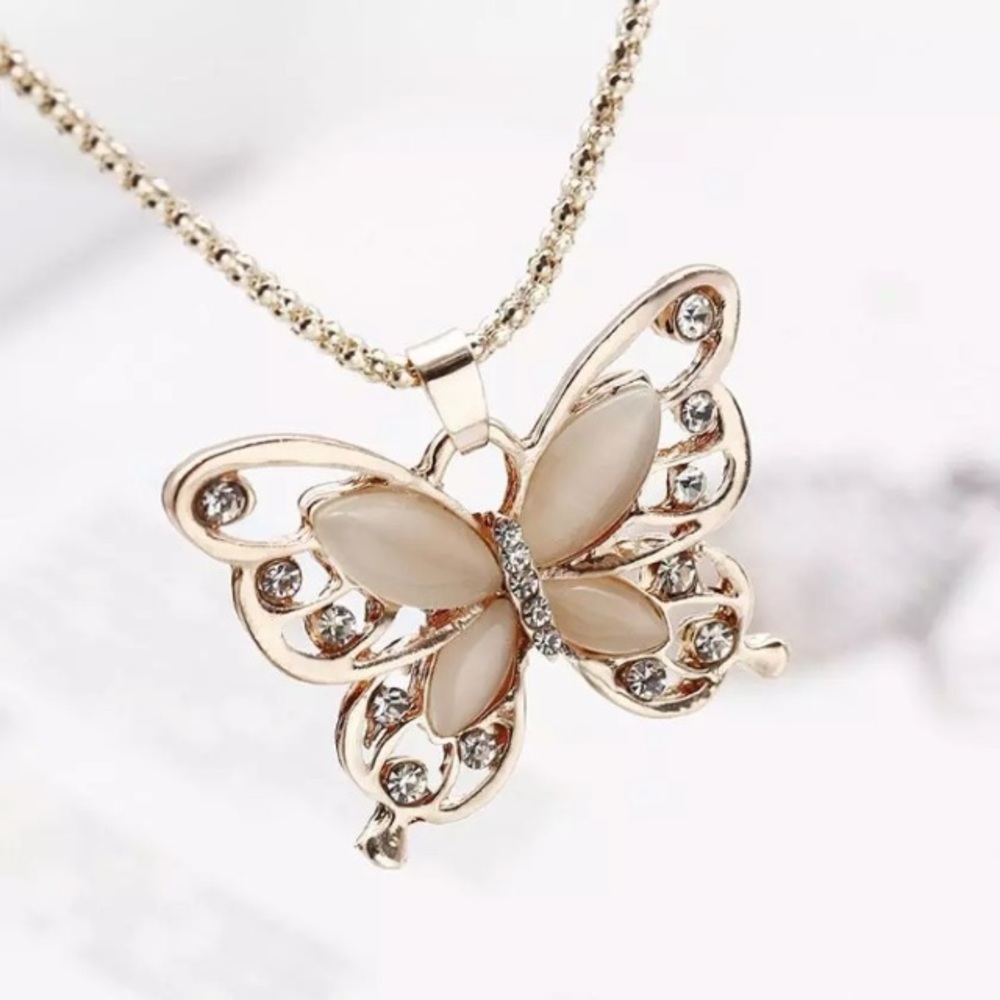 NEW!๐๐๐ฆBUTTERFLY ROSE๐GOLD TONE๐ฆ๐๐GORGEOUS! - Picture 7 of 8